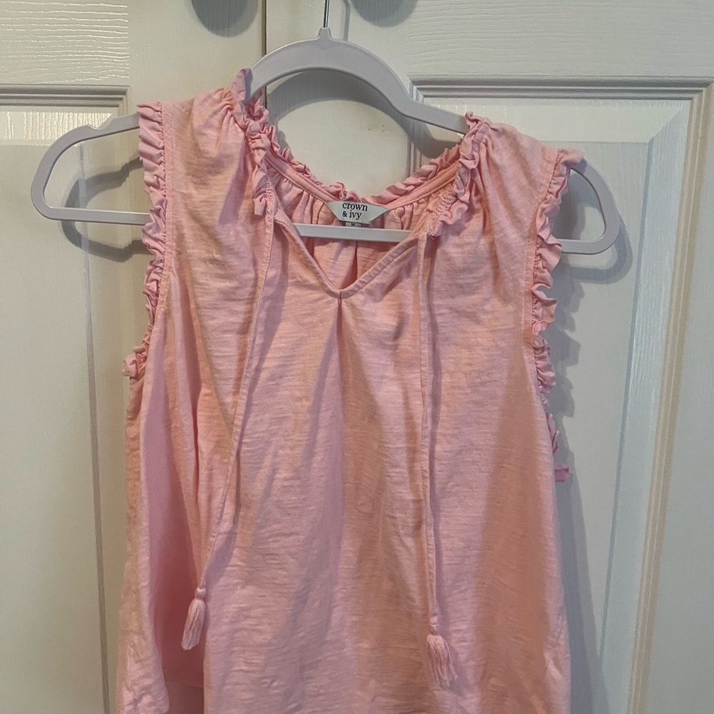 Crown&Ivy Pink Ruffled Top